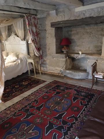 Bed and Breakfast Le Moulin A Huile Vailhourles Exterior foto