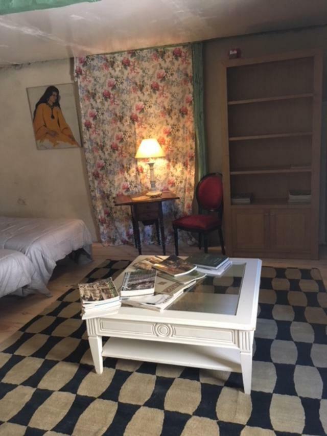 Bed and Breakfast Le Moulin A Huile Vailhourles Exterior foto